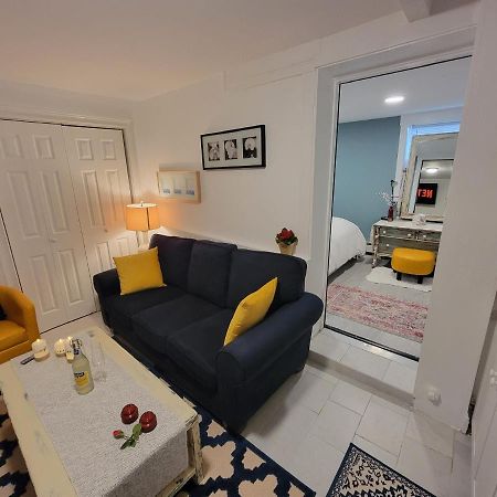 Comfy And Chic Boston Apartment! Free Parking Екстериор снимка