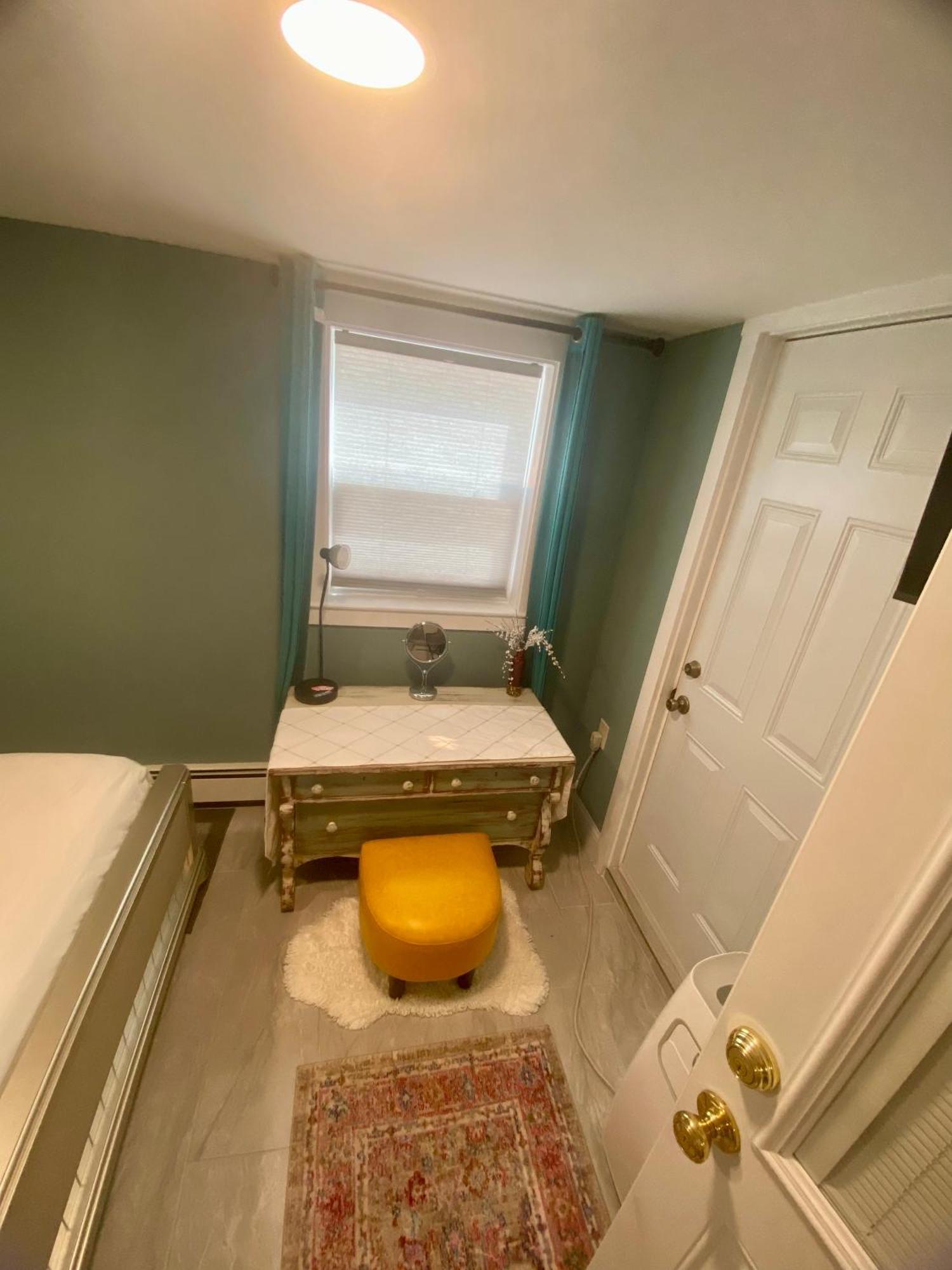 Comfy And Chic Boston Apartment! Free Parking Екстериор снимка